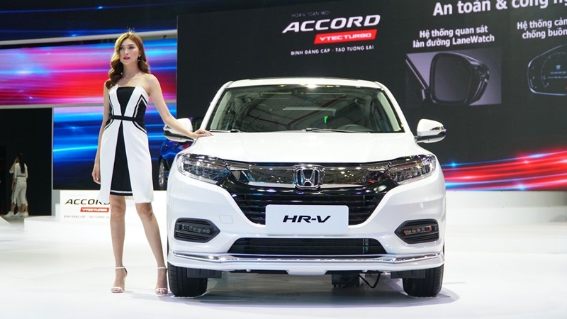 Chuyên THAY KÍNH XE ô tô tận nơi