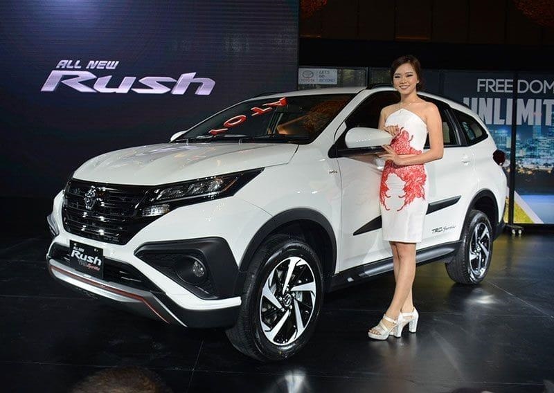 Chuyên THAY KÍNH XE ô tô tận nơi